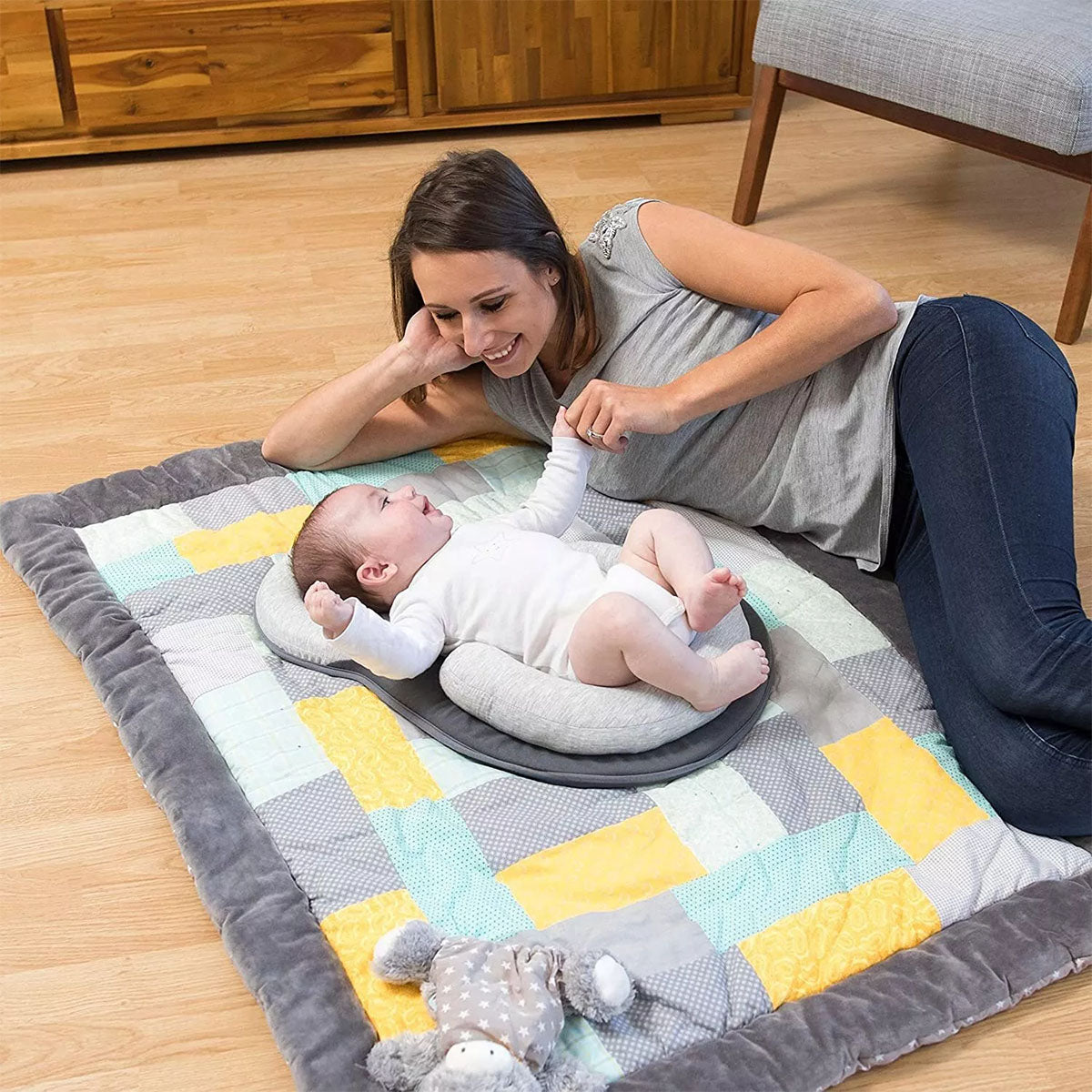 newborn baby bed-portable-comfort-baby pillow-bassinet-travel bed-baby nest-baby safety bed-baby and mom